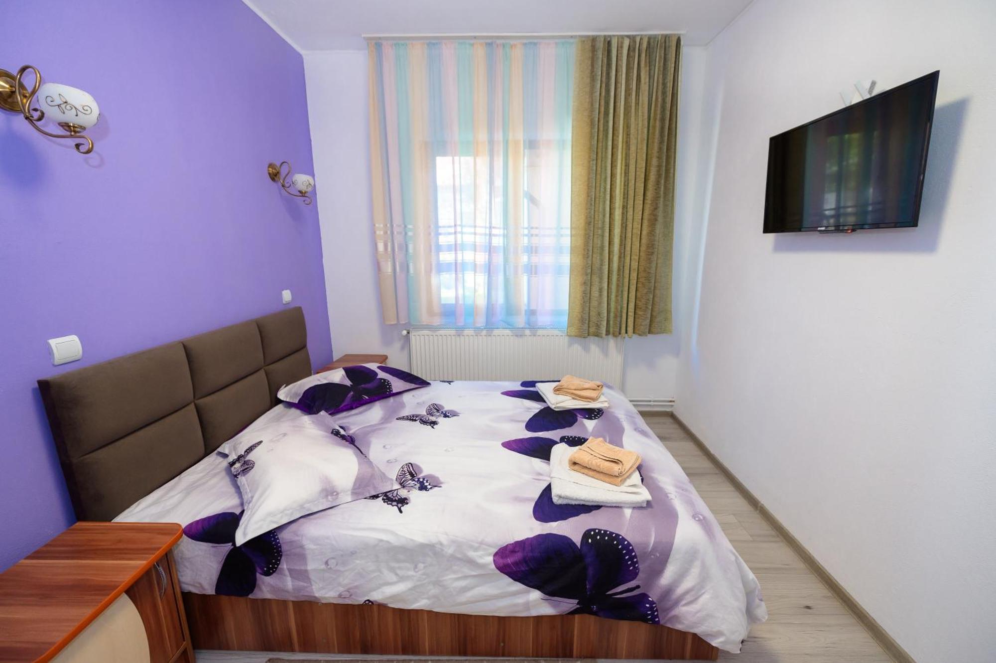 Casa Alex Calimanesti Hotell Exteriör bild