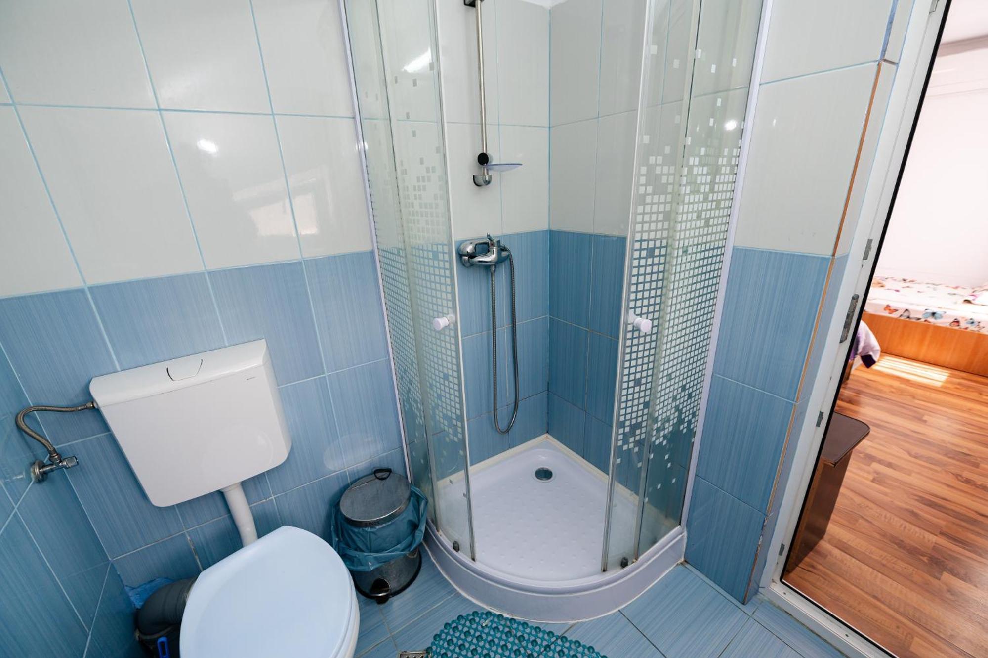 Casa Alex Calimanesti Hotell Exteriör bild
