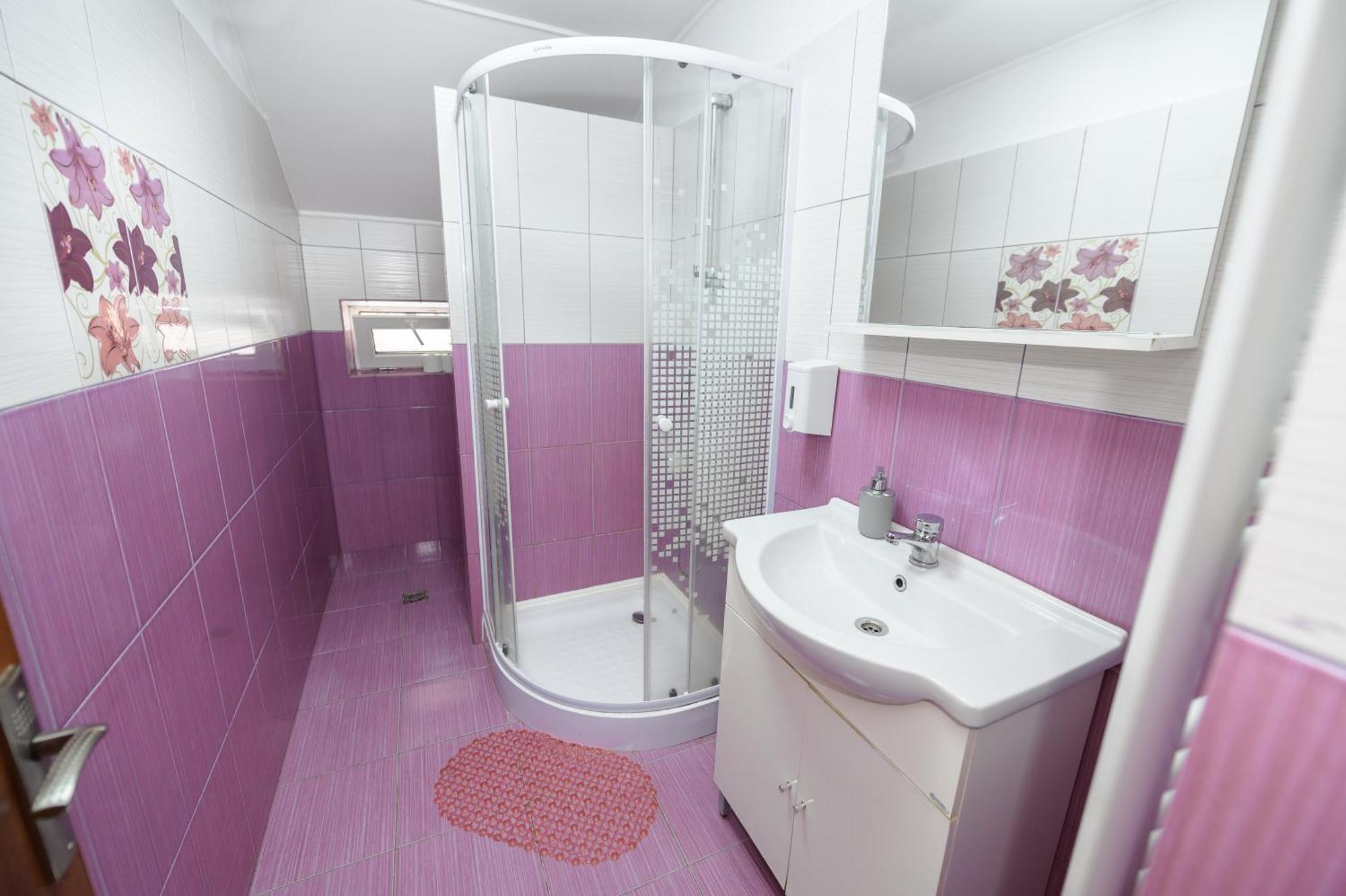 Casa Alex Calimanesti Hotell Exteriör bild