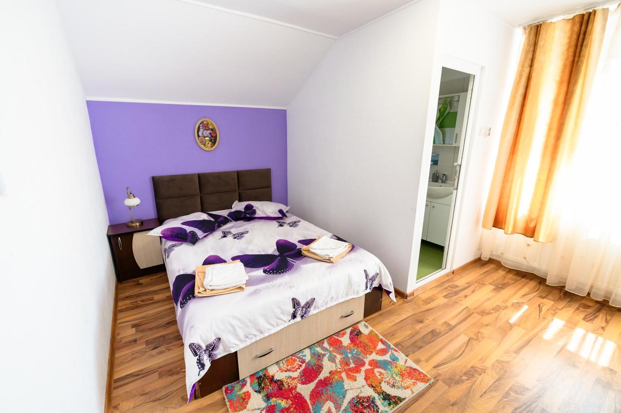 Casa Alex Calimanesti Hotell Exteriör bild